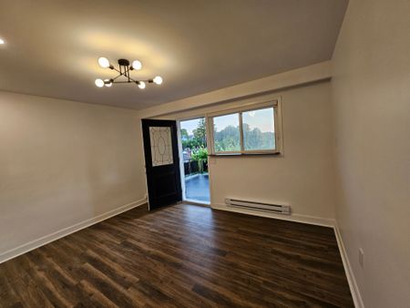 For Lease - 2170B Dufferin Street Unit# Upper Lvl, Toronto, Ontario - Photo 3