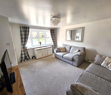 3 bedroom link detached house to rent - Photo 4