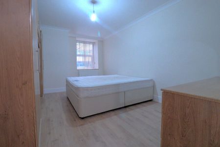 2 bedroom flat to rent, - Photo 5