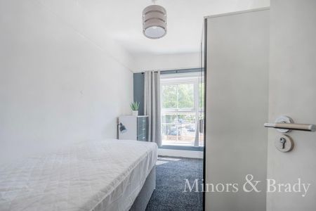 1 bedroom in a house share to rent - Photo 3