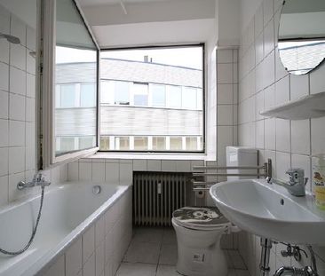 WG GEEIGNETE 2-ZIMMERWOHNUNG IN DER KREFELDER FUSSGÄNGERZONE ZU MIE... - Foto 6