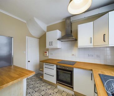 2 bedroom terraced house to rent - Photo 6