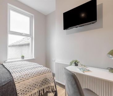 Room 3, 300 Beersbridge Road, Belfast, BT5 5DY - Photo 5