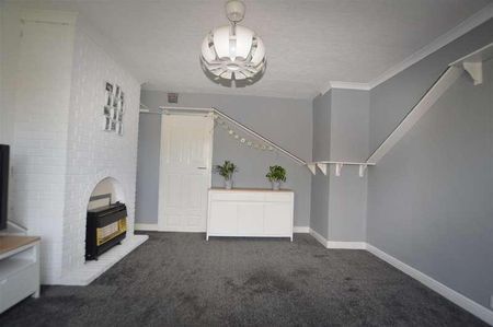 Fenwick Drive, Bradford, BD6 - Photo 5