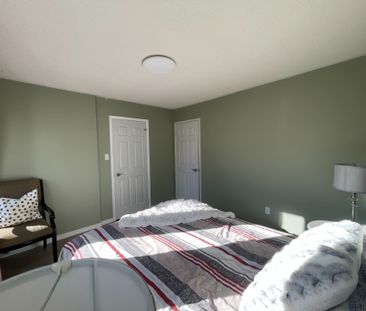 For Lease - 1163 Rosethorne Road Unit# Upper, Oakville, Ontario - Photo 2