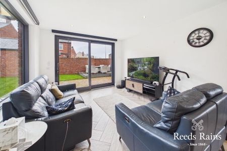 17 Breton Park, Lisburn, BT28 3FU - Photo 2