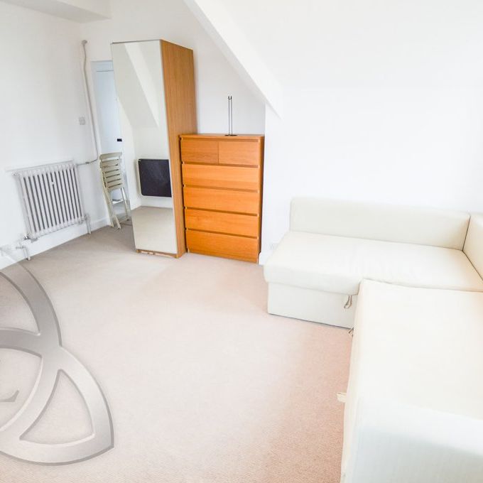 Abbey Road, London, London, NW8 9AD - Photo 1