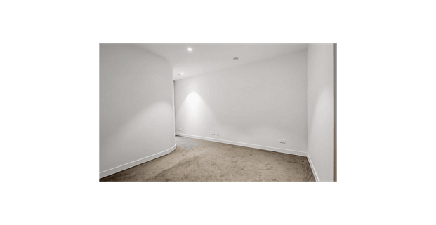 Modern 2-Bed Apartment in Exclusive ‘North’ Complex - Photo 1