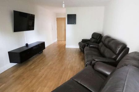 London Road, Hinckley, Leicestershire, LE10 - Photo 5