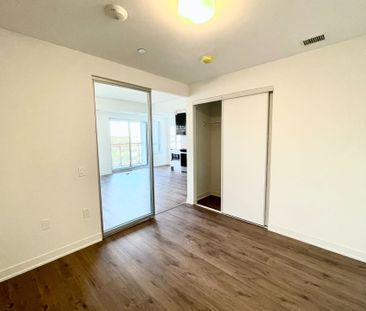 For Lease - 395 Dundas Street Unit# 806, Oakville, Ontario - Photo 1