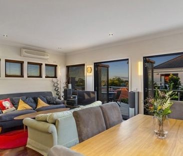 8/3 Kenilworth Parade, Ivanhoe - Photo 1