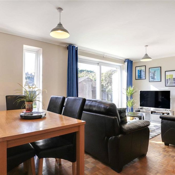 1 bedroom penthouse to rent - Photo 1