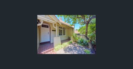 Charming Three Bedroom Home - Photo 4