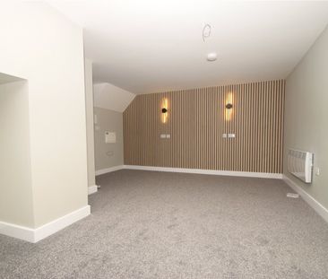 1 bed apartment to rent in Oriel Crescent, Scarborough, YO11 - Photo 2