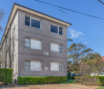 Beachside Beauty - Photo 1