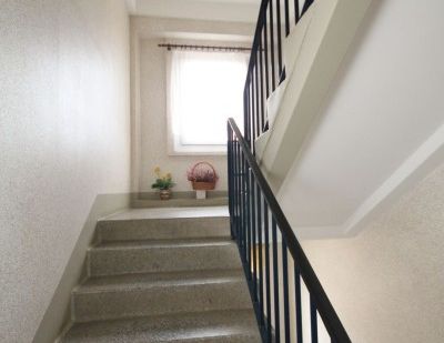 Modern renovierte 2-Raum-Balkonwohnung in Crottendorf! - Foto 1