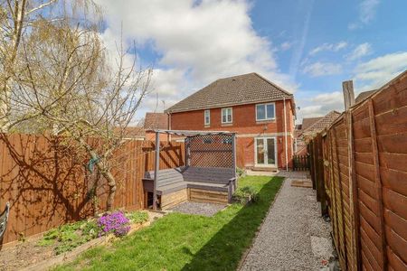 Kingfisher Drive, Burwell, Cambridge, CB25 - Photo 2