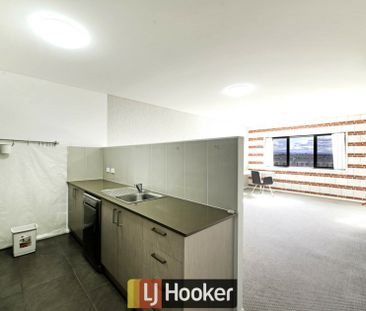 Modern Living in Prime Harrison Location - Photo 6