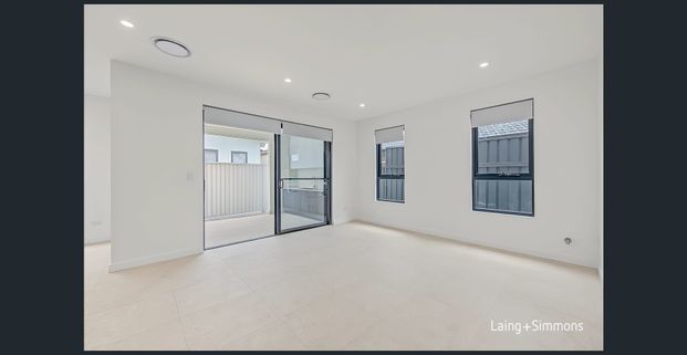 Brand New 4 bedroom Family Home - Photo 1