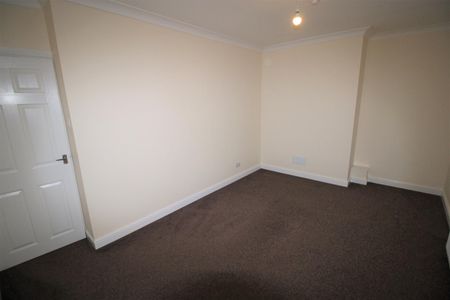 Bromsgrove Road, Redditch - Photo 2