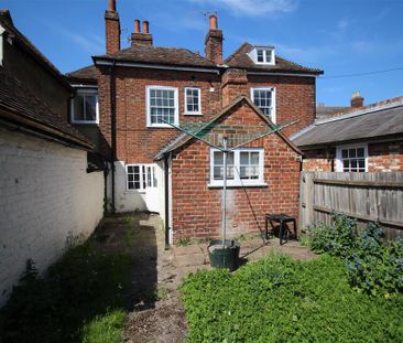 4 bedroom terraced house to rent - Photo 5