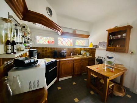 Rez de chaussée de villa T4, 119 M2 avec beau terrain, terrasse , - Photo 2