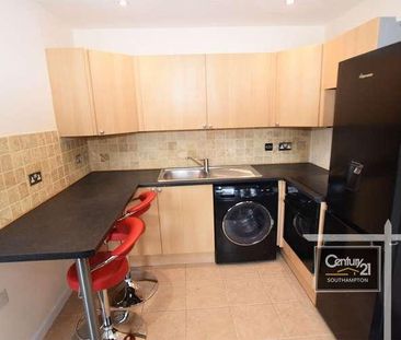 |ref: |, Quadrophenia, Grove Road, Southampton, SO15 - Photo 4