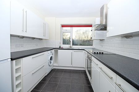 Granwood Court, TW7, The Grove - Photo 4