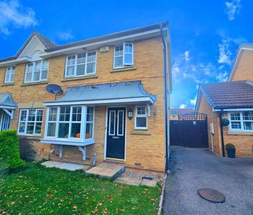 3 bedroom semi-detached house to rent - Photo 1