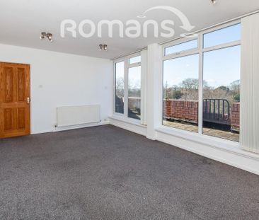 3 bedroom flat to rent - Photo 2