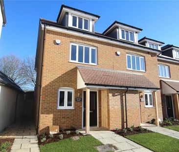 3 bedroom terraced house to rent - Photo 2