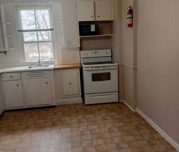 For Lease - 75 Charles Street Unit# 4, Oshawa, Ontario - Photo 4