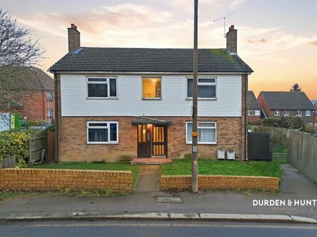 Albert Road, Buckhurst Hill - Photo 4