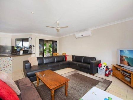 FAMILY HOME IN SOUGHT AFTER MOUNT SHERIDAN - Photo 5