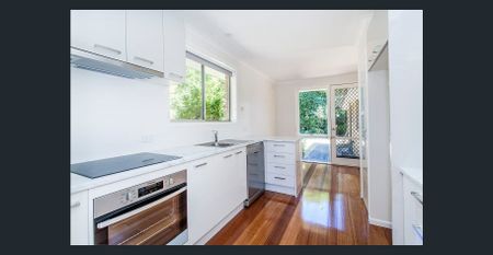 Family-Friendly Home in Convenient Location - Photo 3