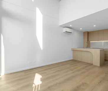 Modern Living In Boulevard - Photo 2