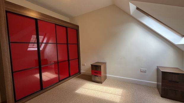 Stirling Road, Bournemouth, Dorset, BH3 - Photo 1