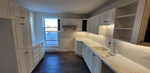 À louer – Grand 5 ½ lumineux à Saint-Hyacinthe | 1 700 $/mois - Photo 2