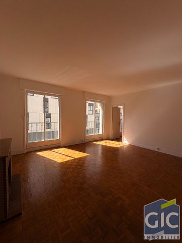 Location Appartement 4 pièces 95m² - Photo 2