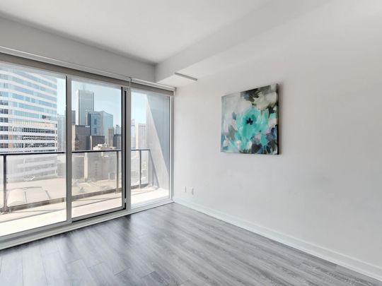 For Lease - 20 Edward Street Unit# 2007, Toronto, Ontario - Photo 1