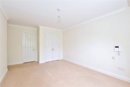 Oakfield Close, Amersham, Buckinghamshire,HP6 - Photo 4