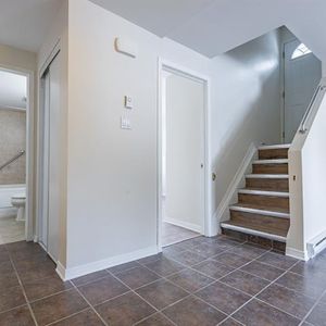 Grand 2 Chambres à Louer Gatineau - Photo 3