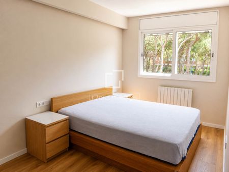Excellent 4 Bedroom house / villa for rent in Gavà Mar, Barcelona - Photo 5
