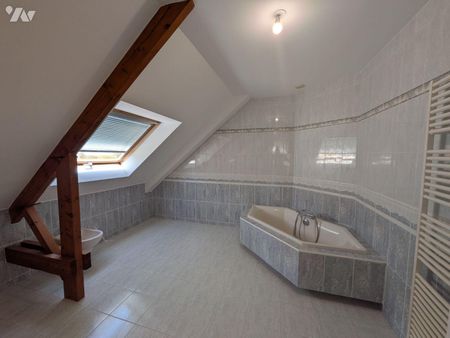 À louer - Belle maison familiale de 220 m² à Pont-Péan Située dans un environnement calme et... - Photo 5