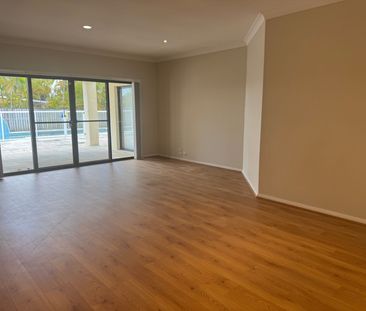 The perfect property in a perfect location - Photo 1