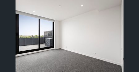 Exclusive Two Bedroom Apartment in a Prime Location - Photo 3