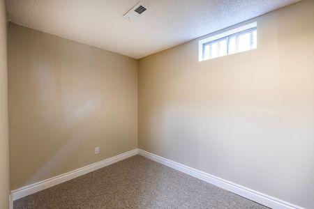 For Lease - 520 Capilano (Basement) Court Unit# Basement, Oshawa, Ontario - Photo 4