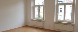 Freiheitsstr. 37, Wohnung 6 – Balkon, Bad mit Wanne, Abstellraum im Treppenhaus, Keller - Foto 1