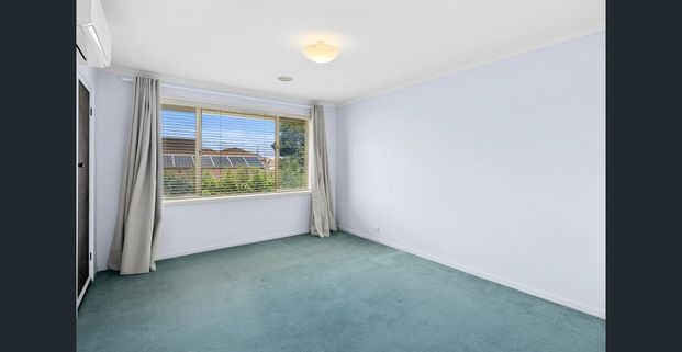 Exceptionally Located Home in Rippleside - Photo 1