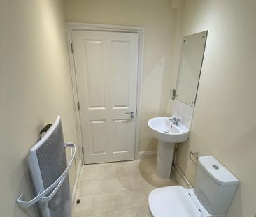 Studio to rent - Photo 6